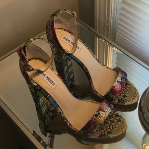 Steve Madden floral heels
